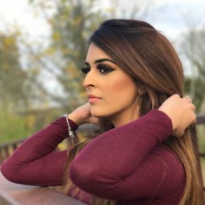 Meet your Posher, Hiba